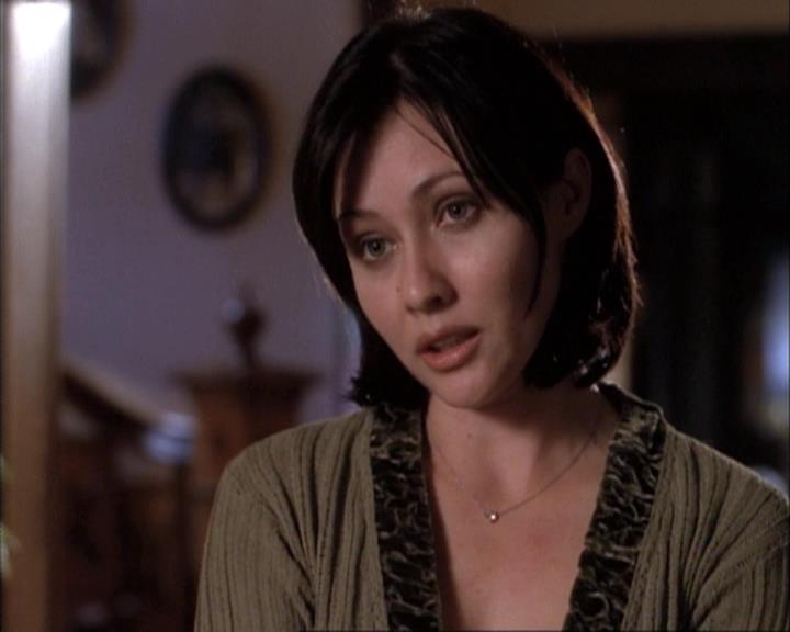 Charmed-Online-dot-net_111FeatsOfClay1591.jpg