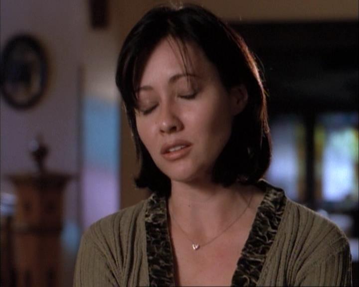Charmed-Online-dot-net_111FeatsOfClay1605.jpg