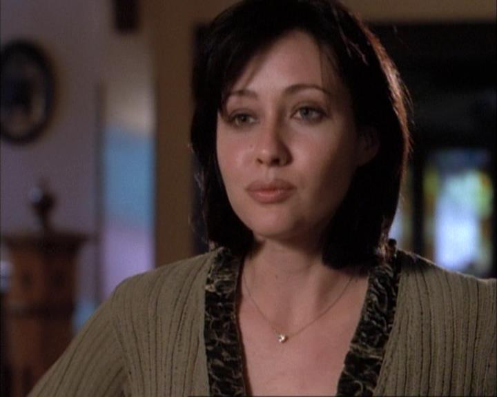 Charmed-Online-dot-net_111FeatsOfClay1633.jpg