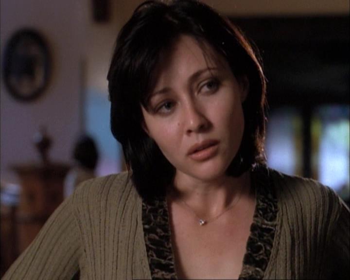 Charmed-Online-dot-net_111FeatsOfClay1650.jpg