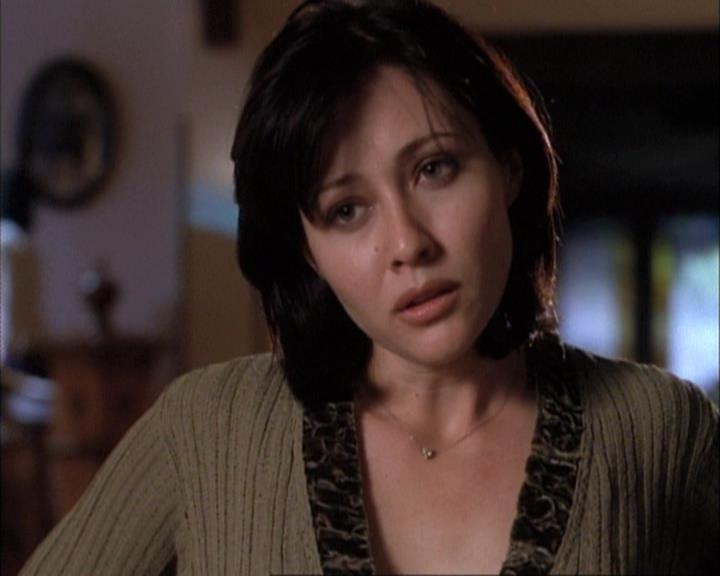 Charmed-Online-dot-net_111FeatsOfClay1651.jpg
