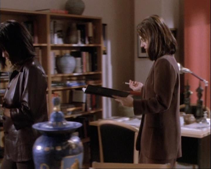 Charmed-Online-dot-net_111FeatsOfClay1717.jpg