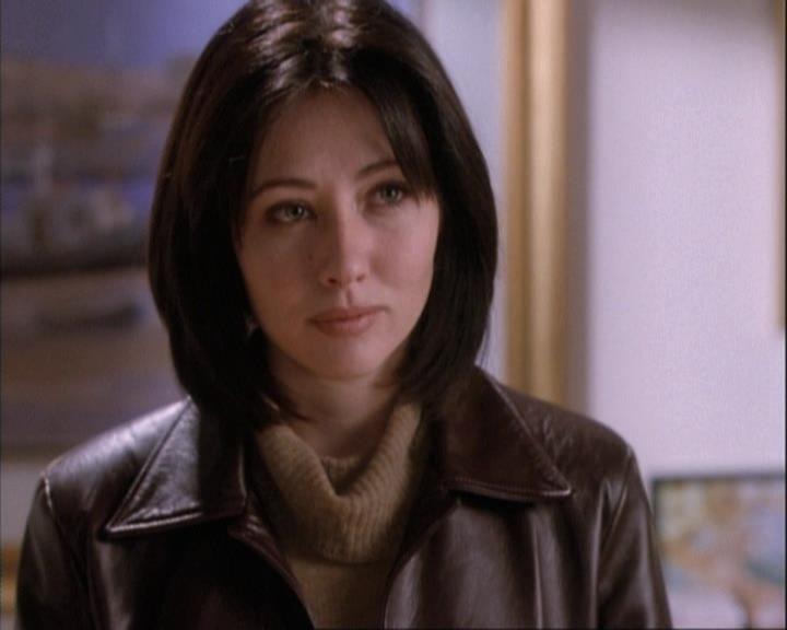 Charmed-Online-dot-net_111FeatsOfClay1801.jpg