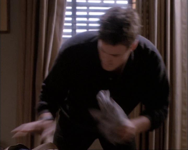 Charmed-Online-dot-net_111FeatsOfClay1811.jpg