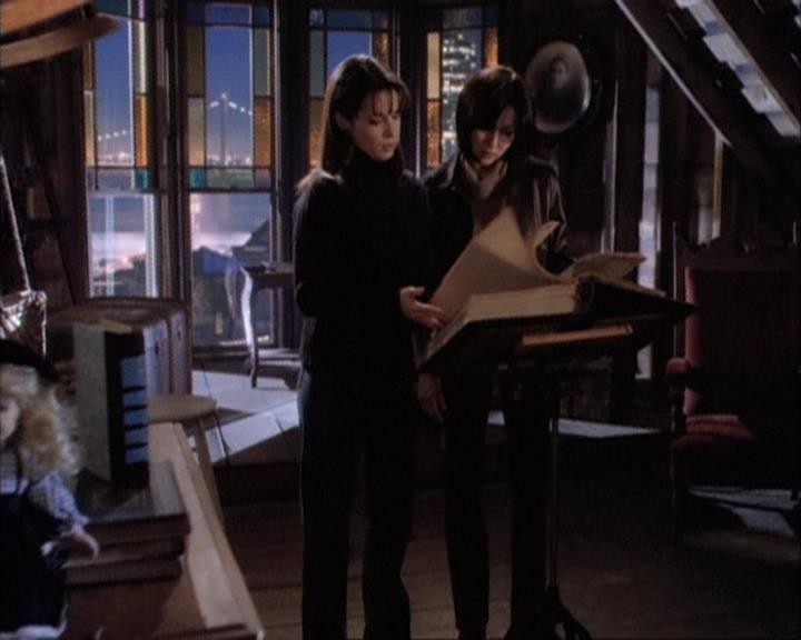 Charmed-Online-dot-net_111FeatsOfClay2124.jpg