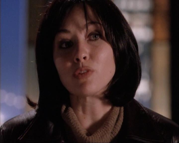 Charmed-Online-dot-net_111FeatsOfClay2146.jpg