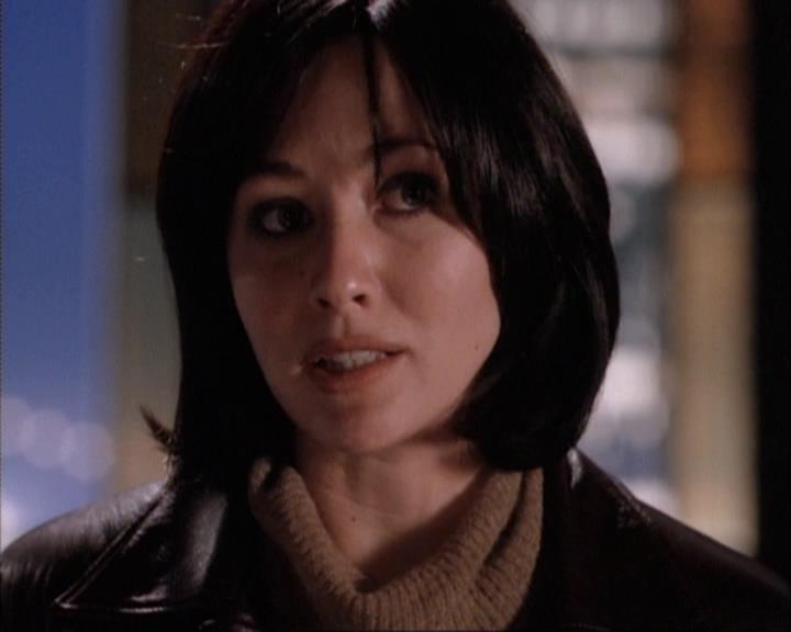 Charmed-Online-dot-net_111FeatsOfClay2147.jpg