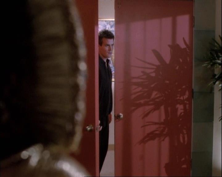 Charmed-Online-dot-net_111FeatsOfClay2207.jpg
