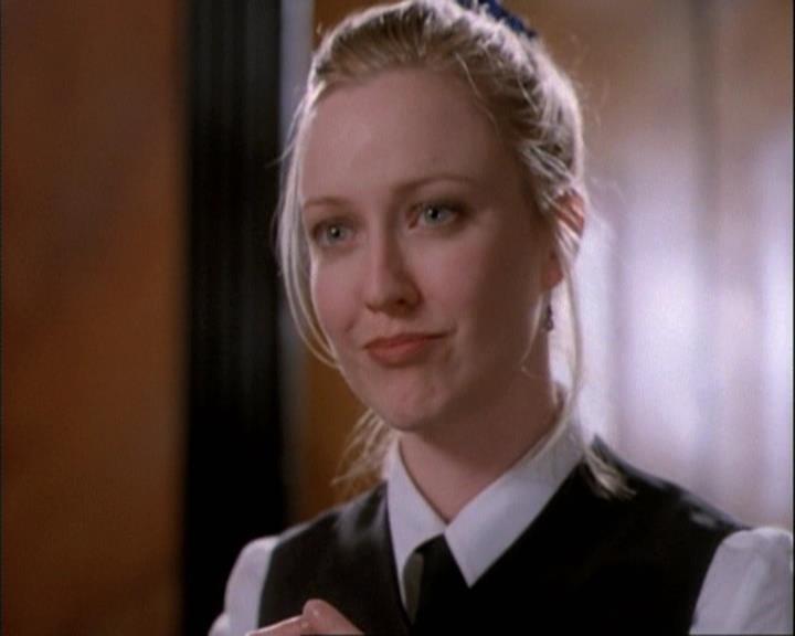 Charmed-Online-dot-net_111FeatsOfClay2344.jpg