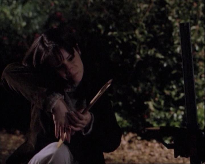Charmed-Online-dot-net_112TheWendigo0041.jpg