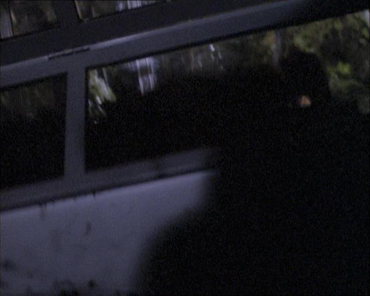 Charmed-Online-dot-net_112TheWendigo0219.jpg