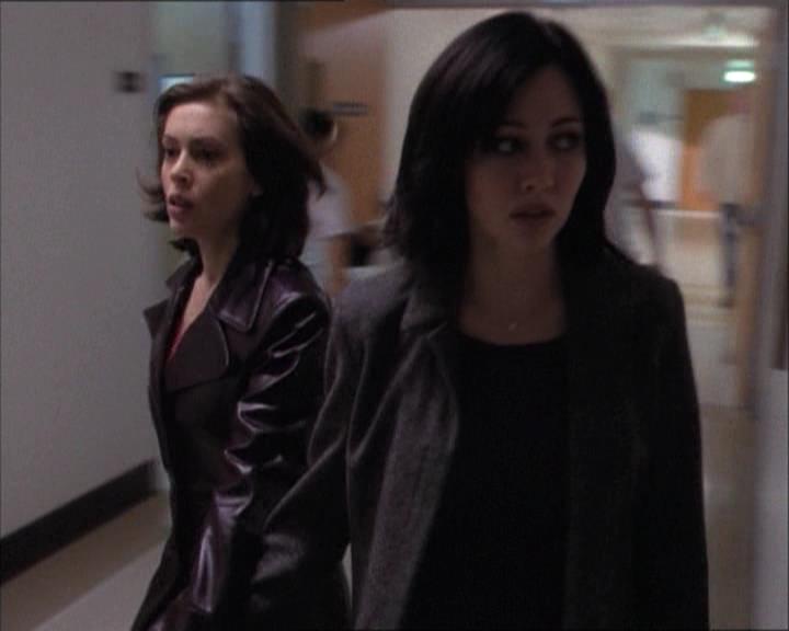 Charmed-Online-dot-net_112TheWendigo0345.jpg