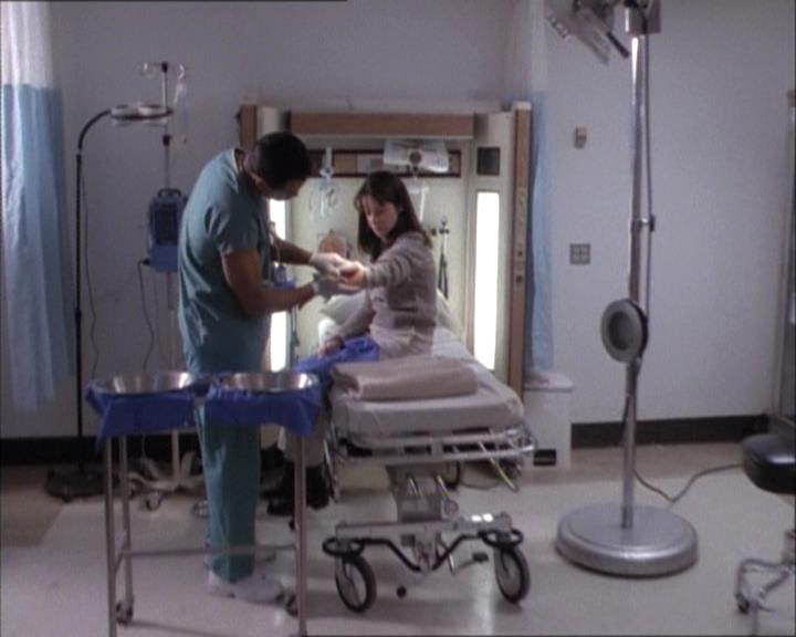 Charmed-Online-dot-net_112TheWendigo0358.jpg
