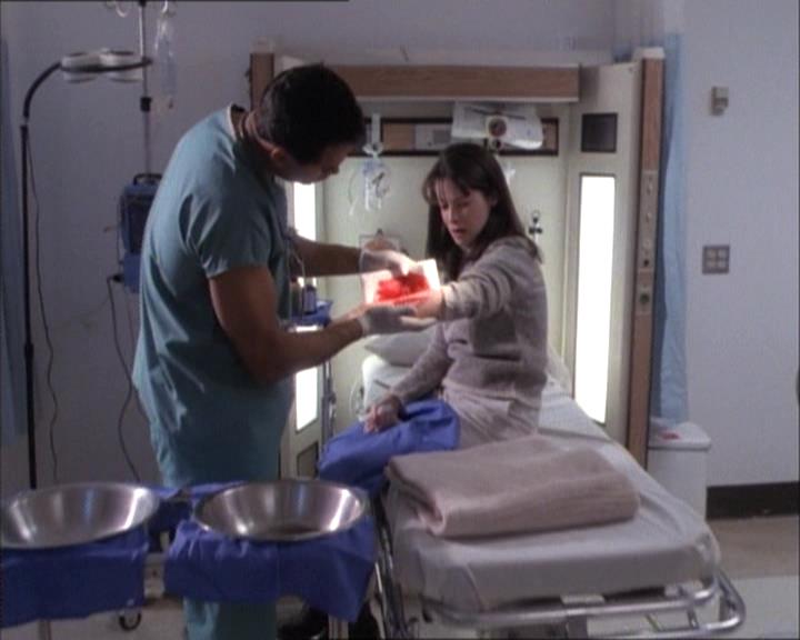 Charmed-Online-dot-net_112TheWendigo0359.jpg