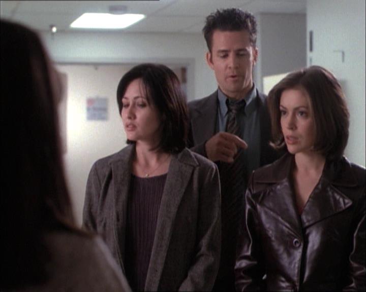 Charmed-Online-dot-net_112TheWendigo0438.jpg