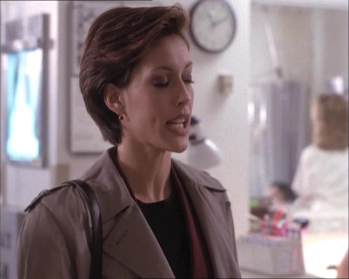 Charmed-Online-dot-net_112TheWendigo0455.jpg