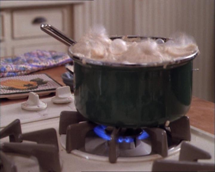 Charmed-Online-dot-net_112TheWendigo0550.jpg