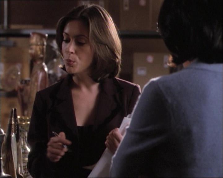 Charmed-Online-dot-net_112TheWendigo0674.jpg Charmed-Online-dot-net_112TheWendigo0674.jpg