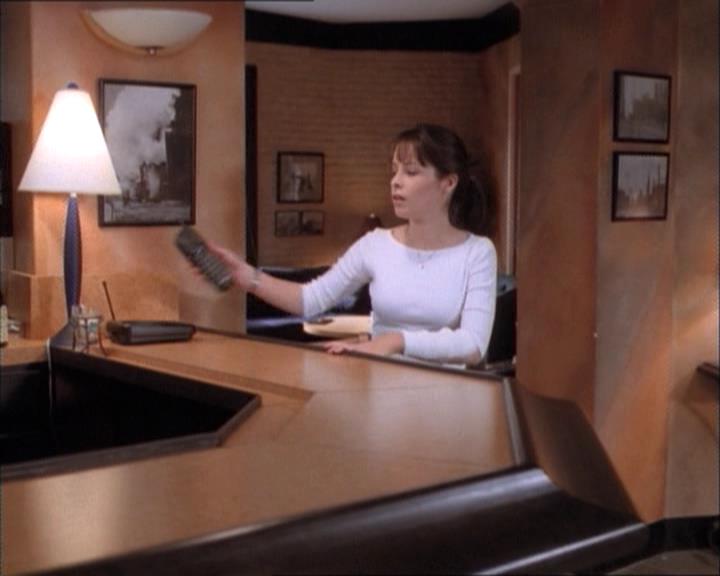 Charmed-Online-dot-net_112TheWendigo0878.jpg