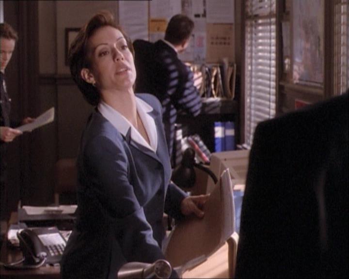 Charmed-Online-dot-net_112TheWendigo0913.jpg