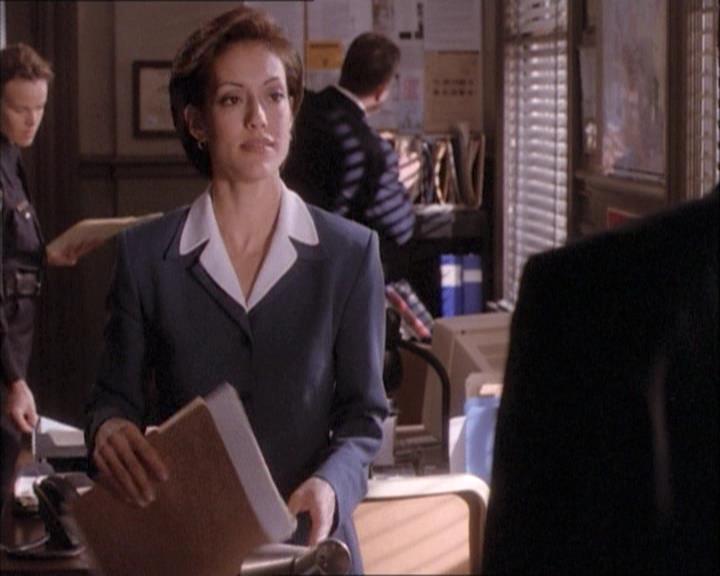 Charmed-Online-dot-net_112TheWendigo0914.jpg