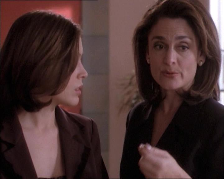 Charmed-Online-dot-net_112TheWendigo1149.jpg