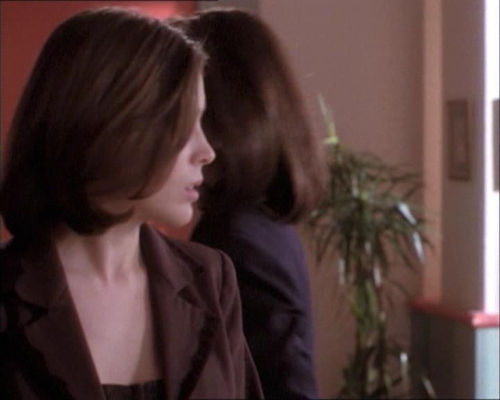 Charmed-Online-dot-net_112TheWendigo1151.jpg