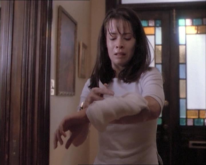 Charmed-Online-dot-net_112TheWendigo1563.jpg