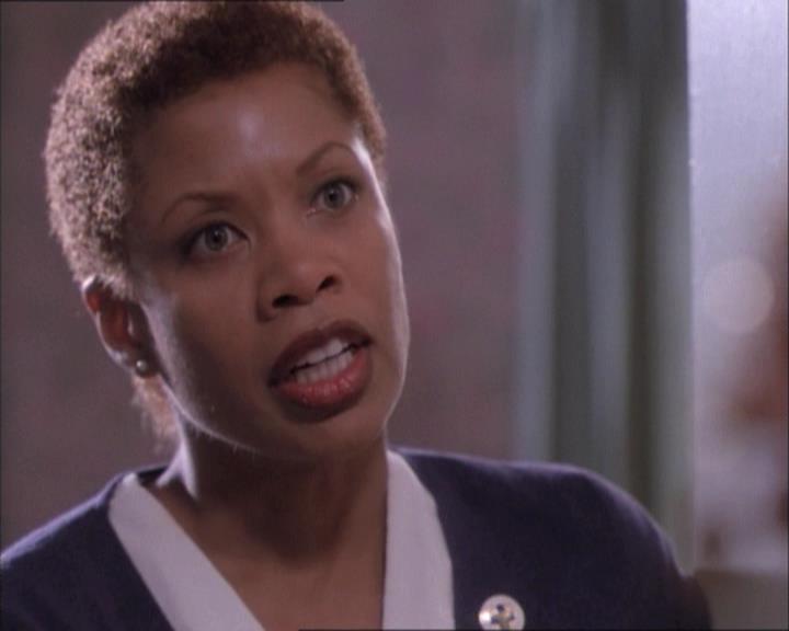 Charmed-Online-dot-net_112TheWendigo1631.jpg