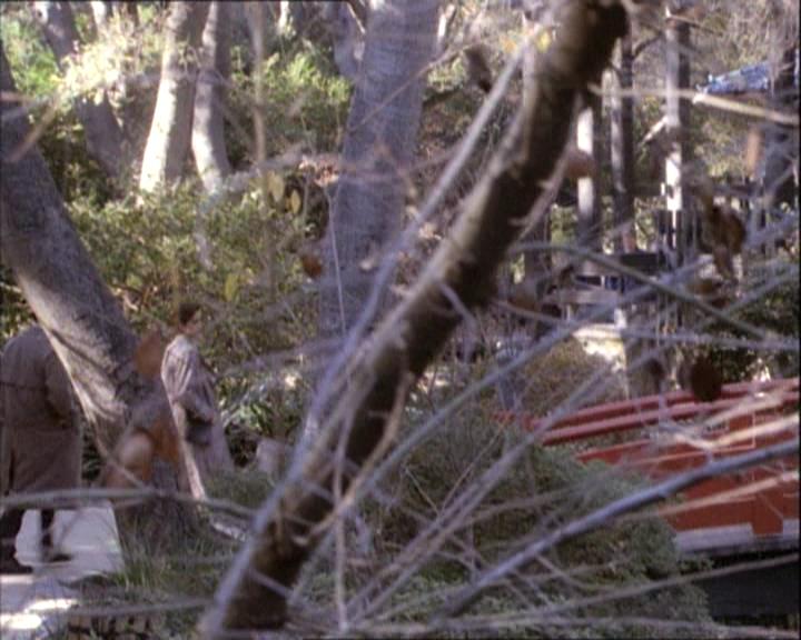 Charmed-Online-dot-net_112TheWendigo1691.jpg Charmed-Online-dot-net_112TheWendigo1691.jpg