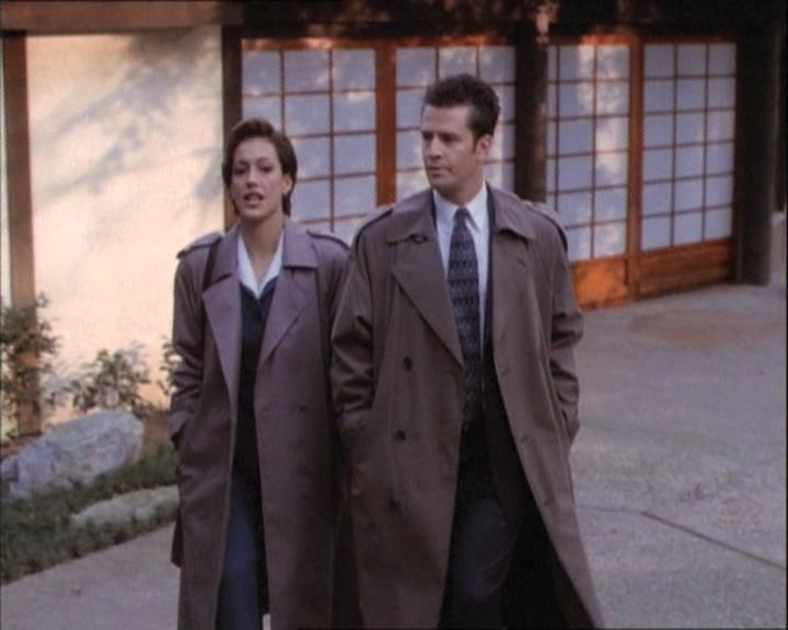 Charmed-Online-dot-net_112TheWendigo1731.jpg Charmed-Online-dot-net_112TheWendigo1731.jpg