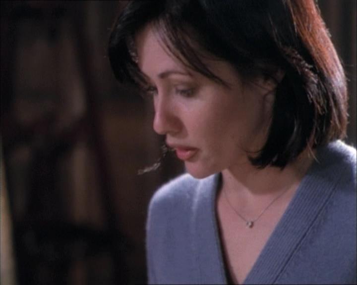 Charmed-Online-dot-net_112TheWendigo1944.jpg Charmed-Online-dot-net_112TheWendigo1944.jpg