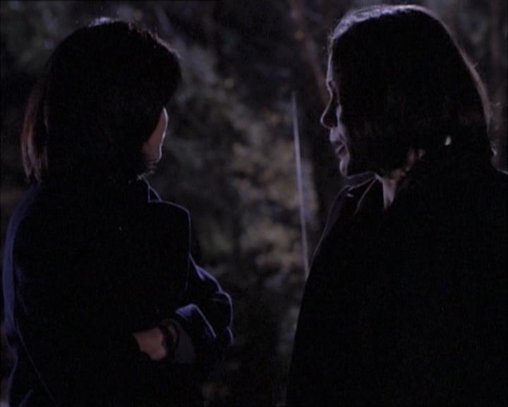 Charmed-Online-dot-net_112TheWendigo2142.jpg