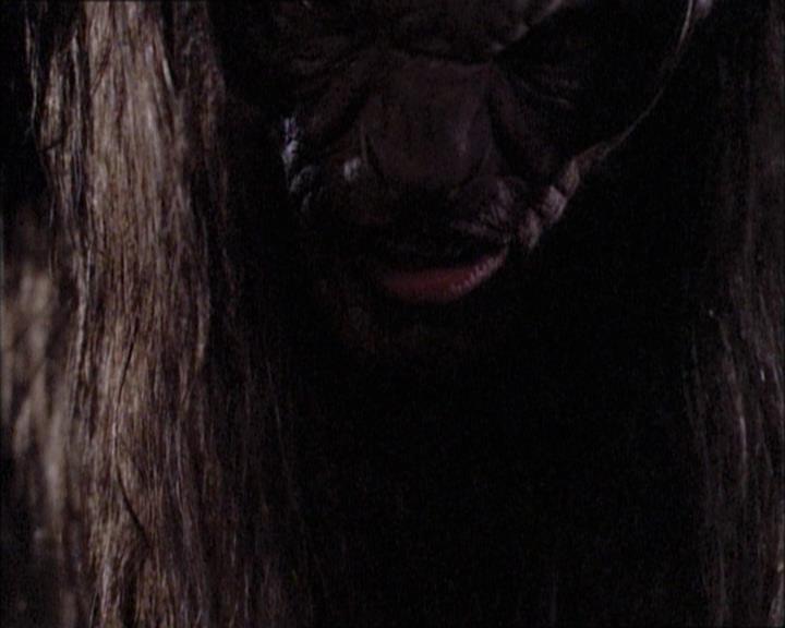 Charmed-Online-dot-net_112TheWendigo2145.jpg
