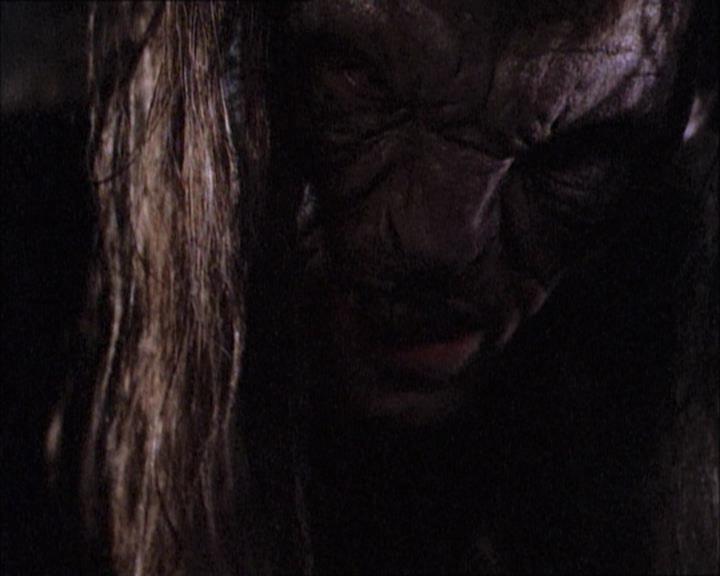 Charmed-Online-dot-net_112TheWendigo2150.jpg