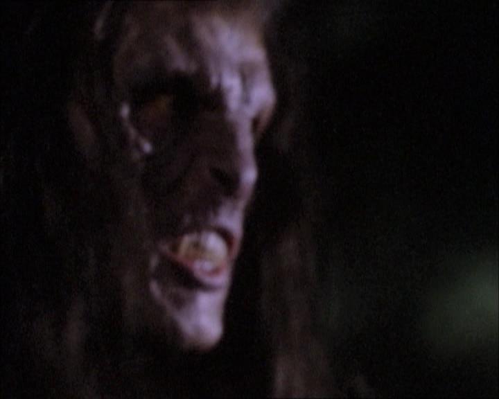 Charmed-Online-dot-net_112TheWendigo2154.jpg