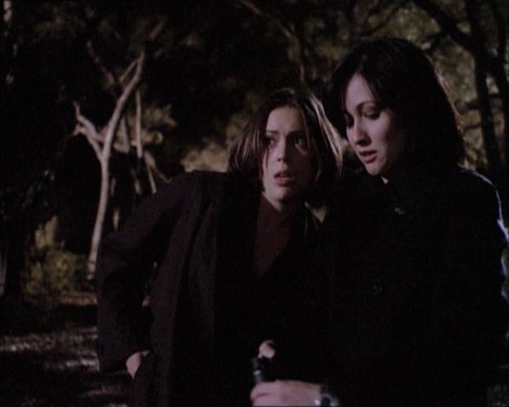 Charmed-Online-dot-net_112TheWendigo2175.jpg