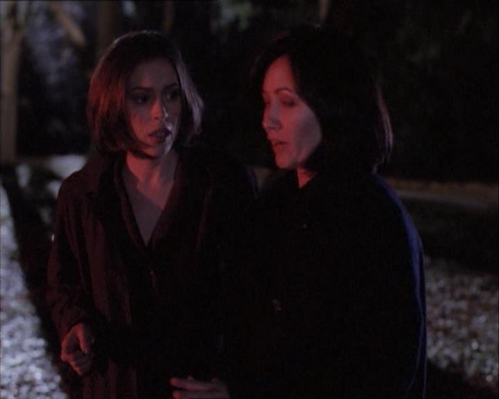Charmed-Online-dot-net_112TheWendigo2181.jpg