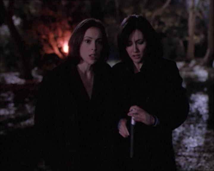 Charmed-Online-dot-net_112TheWendigo2200.jpg