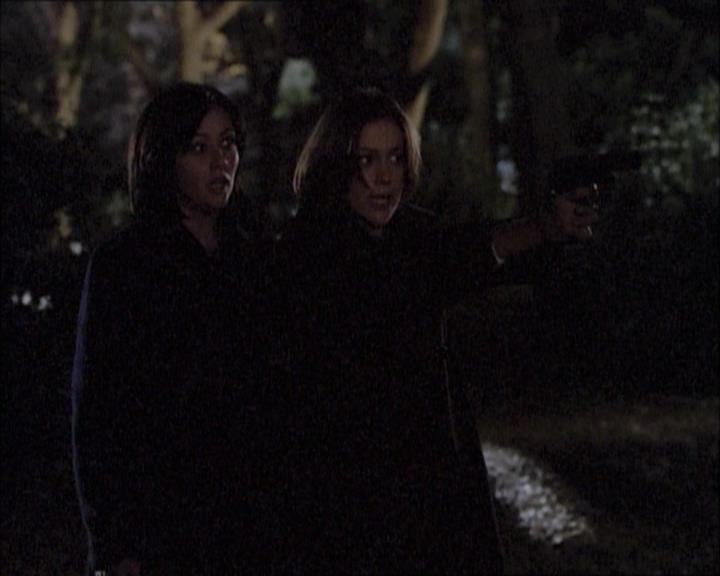 Charmed-Online-dot-net_112TheWendigo2245.jpg