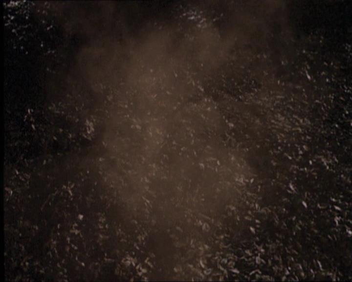 Charmed-Online-dot-net_112TheWendigo2281.jpg