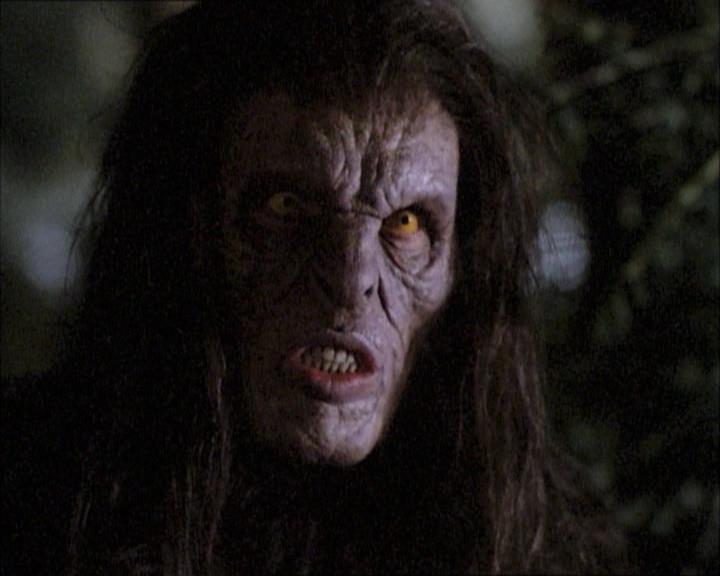 Charmed-Online-dot-net_112TheWendigo2282.jpg