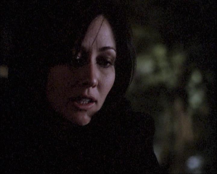 Charmed-Online-dot-net_112TheWendigo2320.jpg
