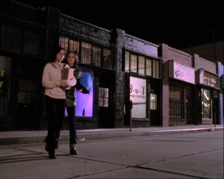 Charmed-Online-dot-net_113FromFearToEternity0144.jpg Charmed-Online-dot-net_113FromFearToEternity0144.jpg