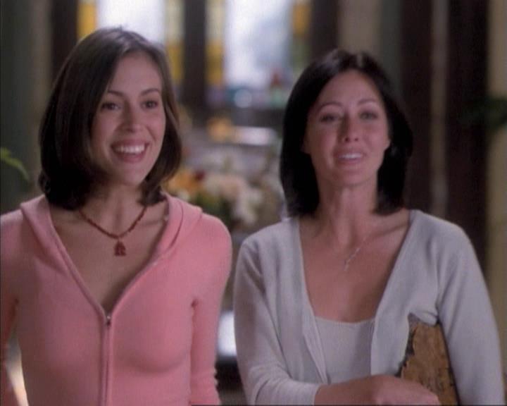 Charmed-Online-dot-net_114SecretsAndGuys0405.jpg Charmed-Online-dot-net_114SecretsAndGuys0405.jpg