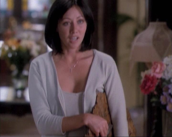 Charmed-Online-dot-net_114SecretsAndGuys0421.jpg