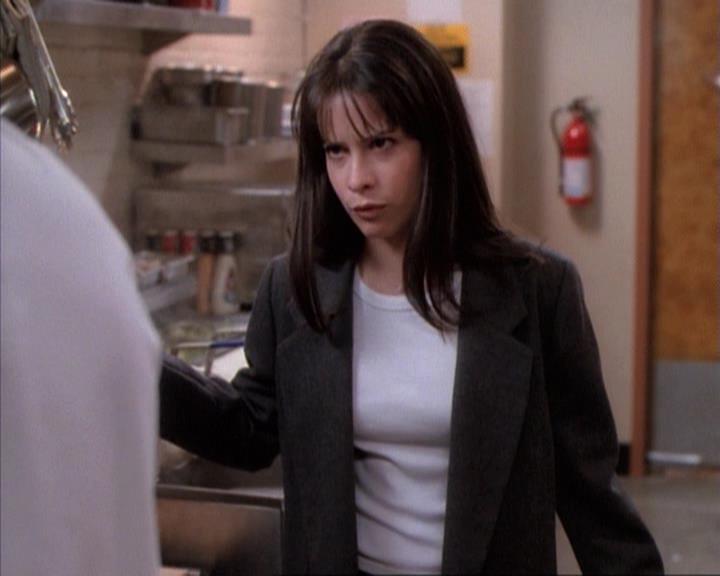 Charmed-Online-dot-net_114SecretsAndGuys0541.jpg