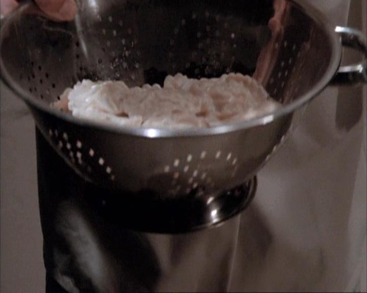 Charmed-Online-dot-net_114SecretsAndGuys0549.jpg Charmed-Online-dot-net_114SecretsAndGuys0549.jpg