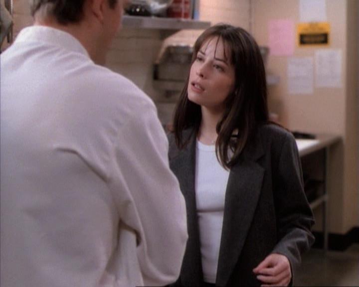 Charmed-Online-dot-net_114SecretsAndGuys0566.jpg