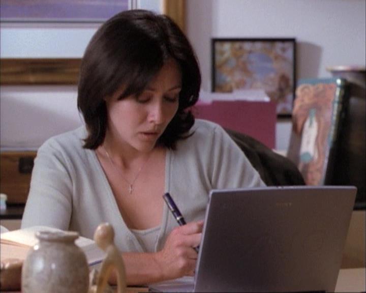 Charmed-Online-dot-net_114SecretsAndGuys1007.jpg Charmed-Online-dot-net_114SecretsAndGuys1007.jpg